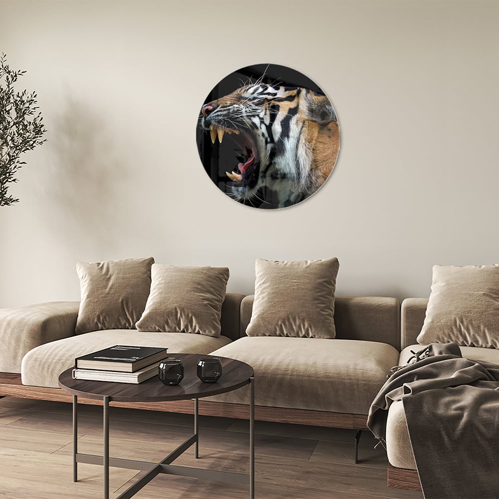 Beeindruckendes Glasbild mit einem brüllenden Tiger