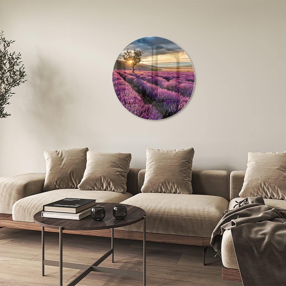 Glasbild mit violetten Lavendelfeldern bei Sonnenuntergang