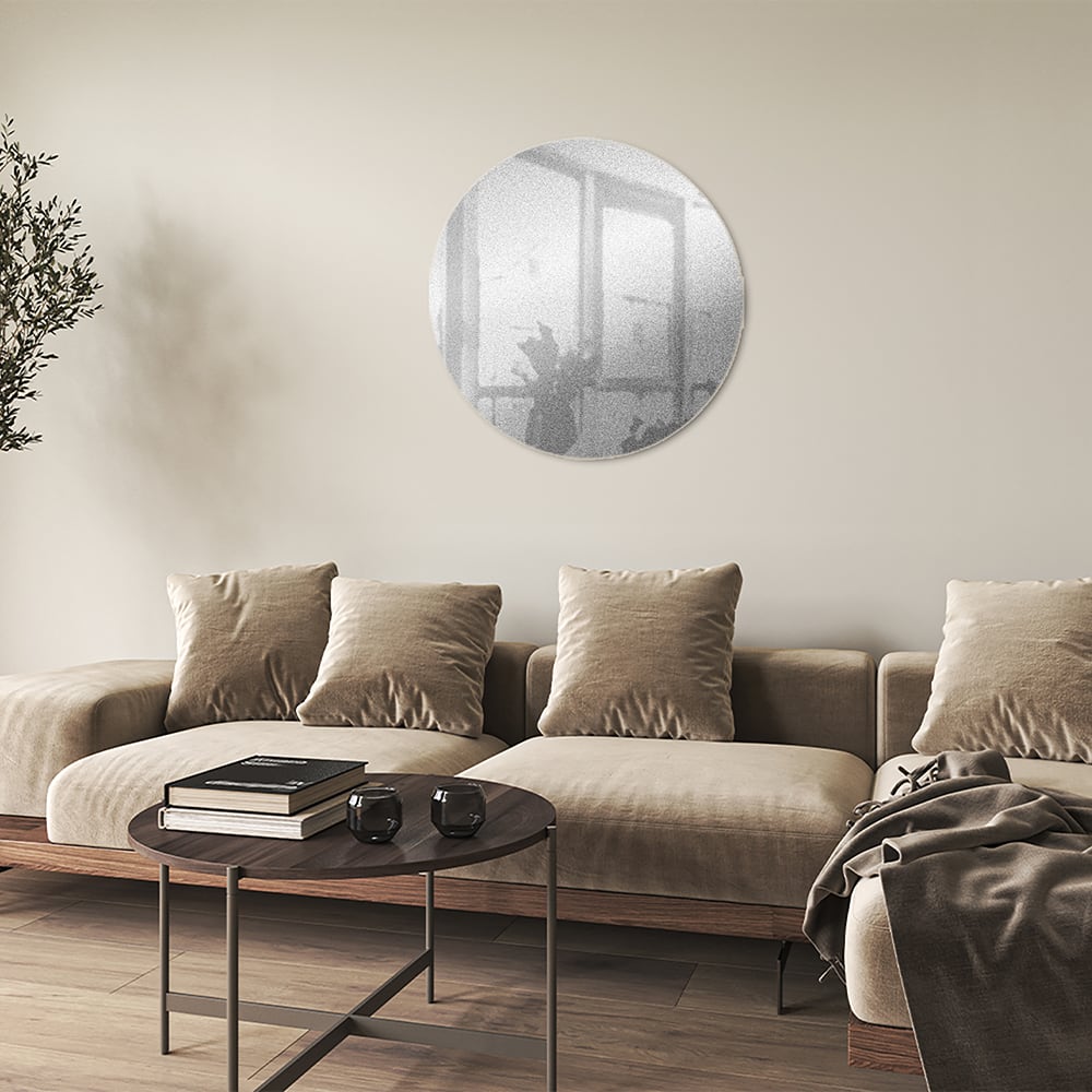 Minimalistisches Glasbild mit Reflexionen