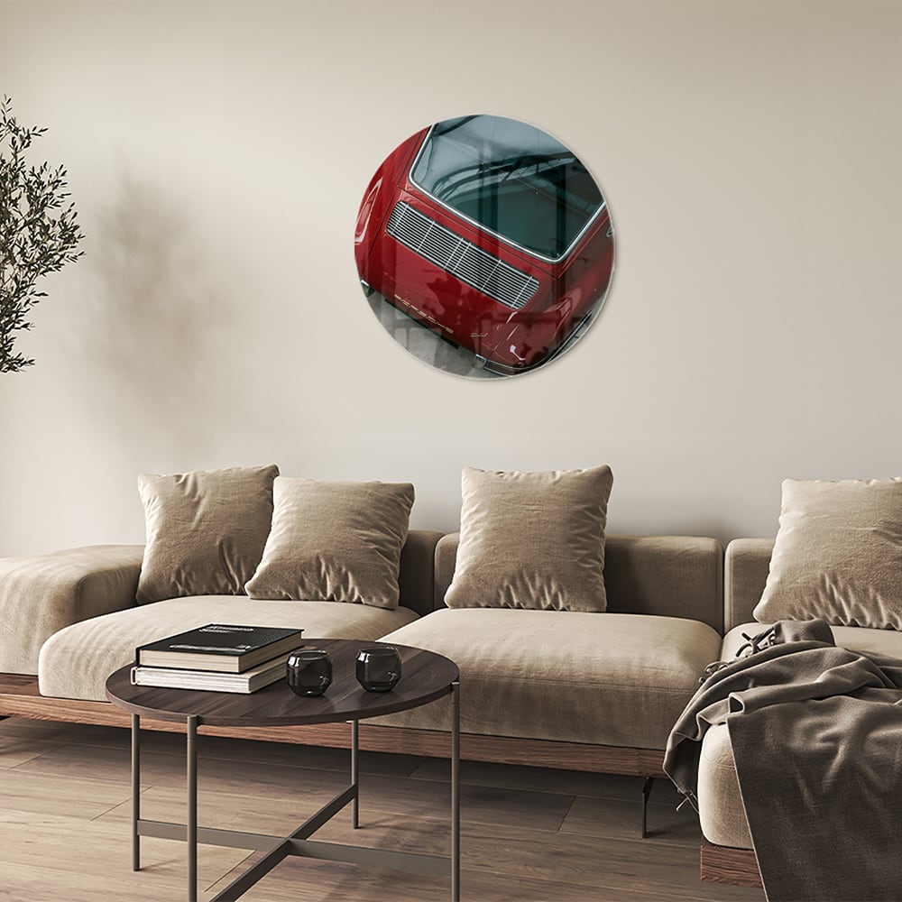 Stilvolles Glasbild mit einem roten Auto