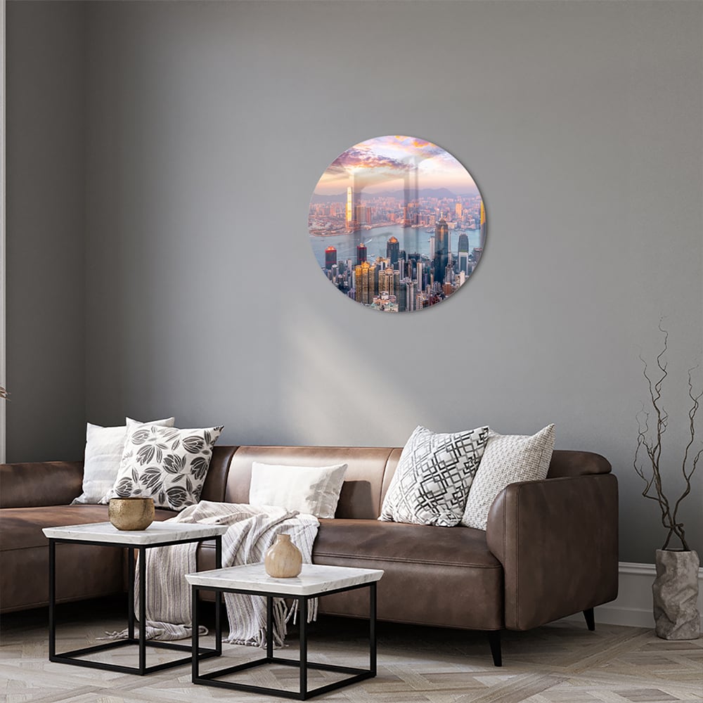 Glasbild mit Stadtansicht bei Sonnenuntergang