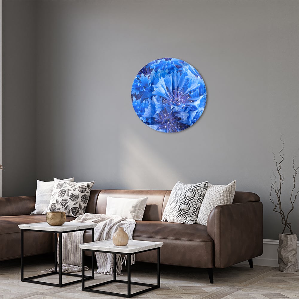 Blaues Glasbild mit Blumenmotiv