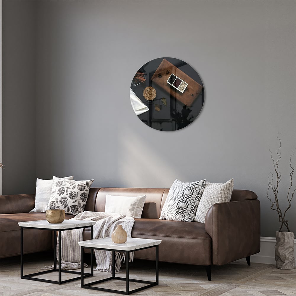 Modernes Glasbild mit Kaffee und Notizen