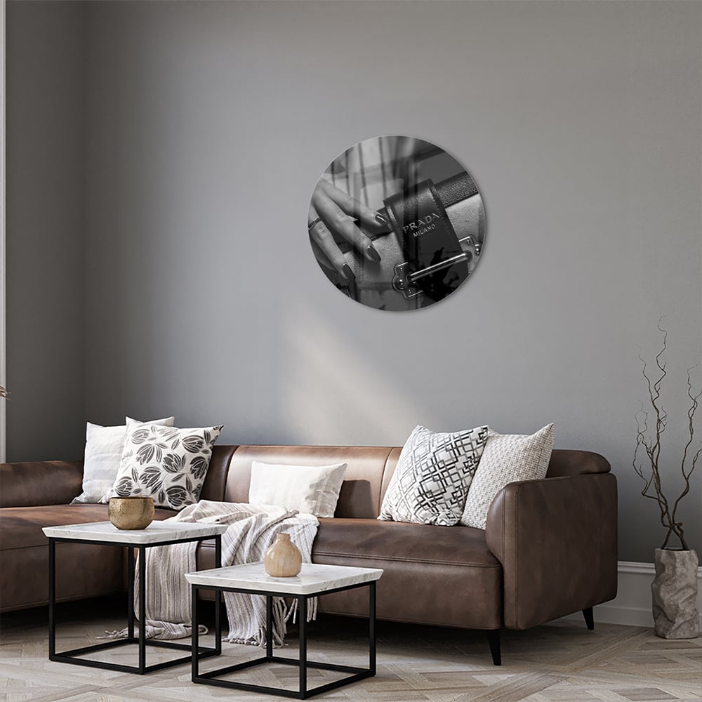 Elegantes Glasbild mit luxuriösen Accessoires